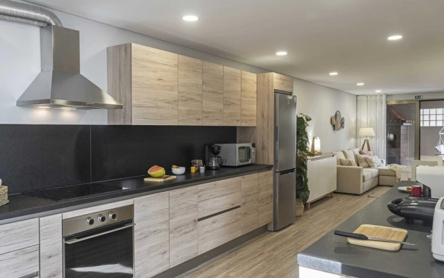 Family Vacation in the City, Casa das Raposinhas II,