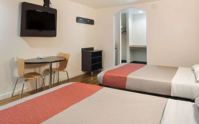 Quality Inn South