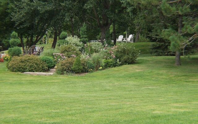 The Briarwood B&B