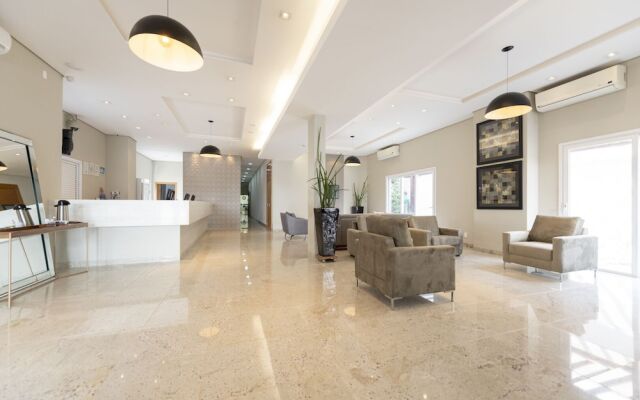 Hotel Tainá - Aeroporto Cuiabá