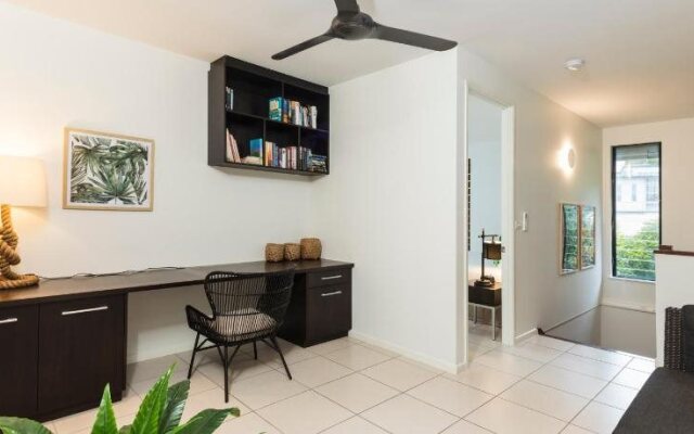 Trito Oceans Edge Luxury House