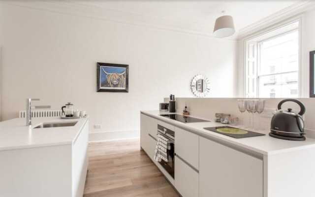Chester Street 5 Star Residence - Tummel suite