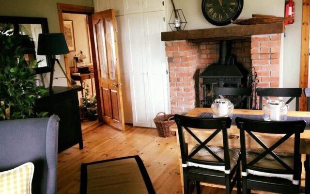Shores Country House Bed & Breakfast