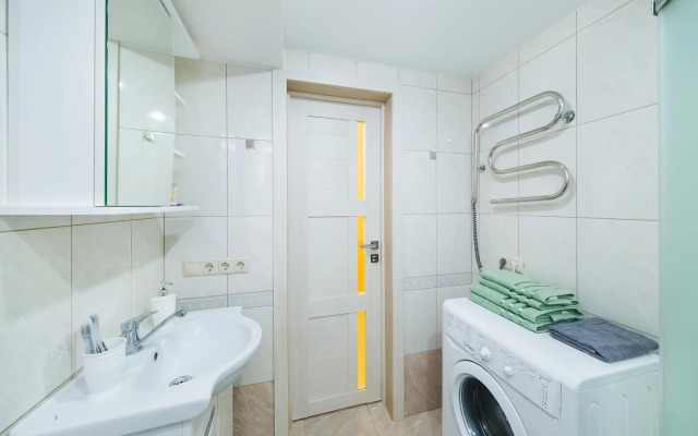 Apartments on Tsvetochnaya street 15/21