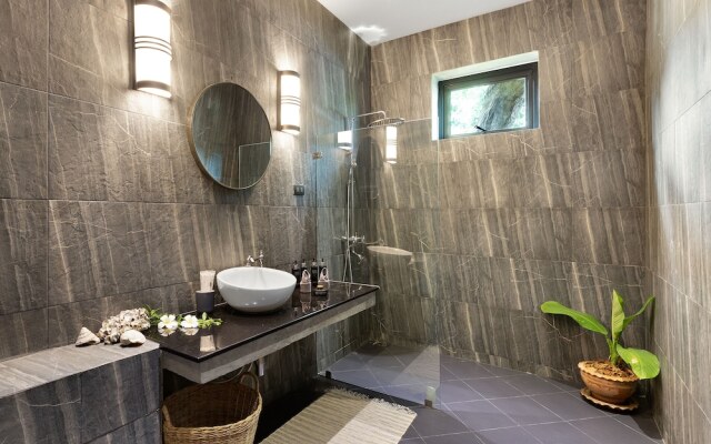 Tropical Tranquility Three Bedroom Private Pool Villa Baan Putahracsa