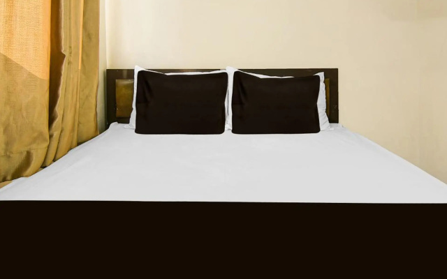 Wisma Makassar by ZUZU – Guest Rooms – Makassar