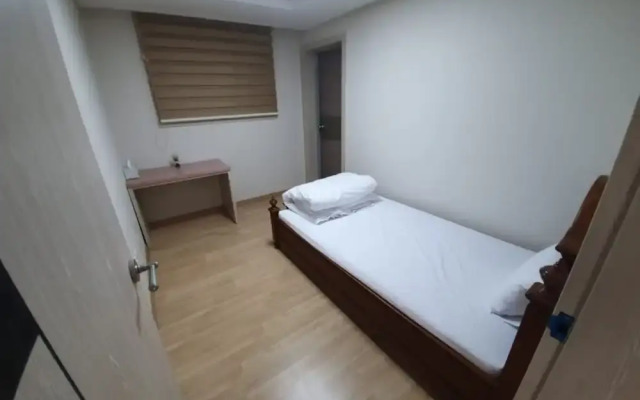 Vallas House 1301