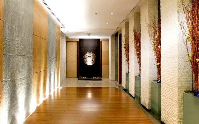 Bangkok Natural Spa Resort and Suite