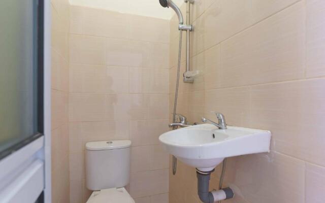 RedDoorz near Plaza Botania 1 Batam