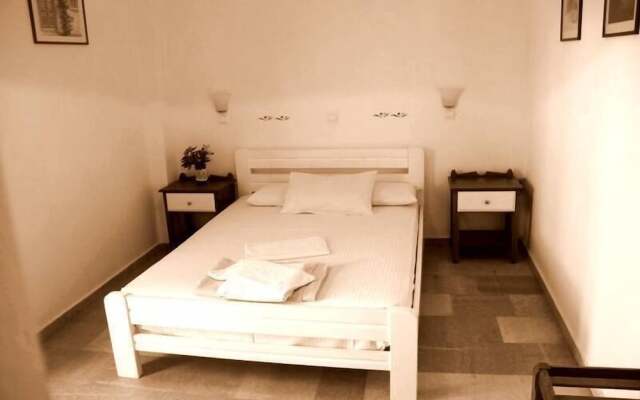 Fikas Hotel