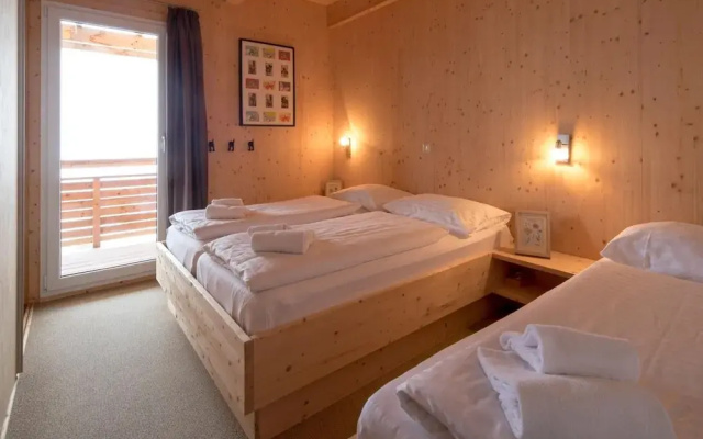 Modern Chalet With Infrared Sauna