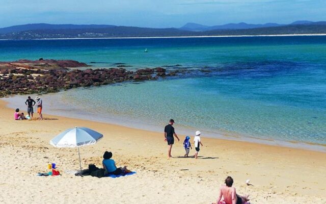 'Gracelands' Unit Six