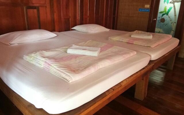 Vassanadee Resort and Camp