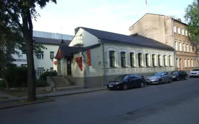 Hotel Leo