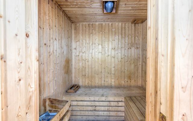 FA-Fab 2 bedroom apt in and outdoor pool