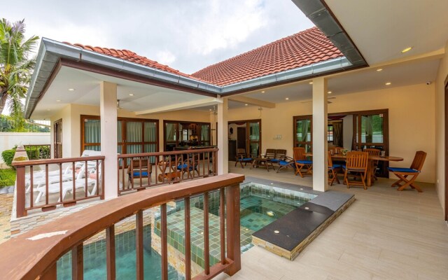 3 BR Pool Villa in Great Location CV3