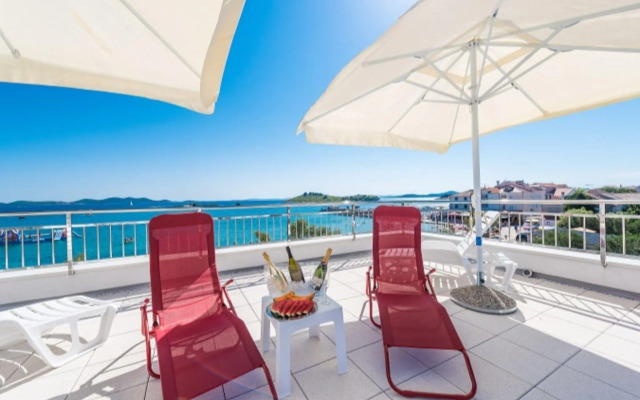 Lovely Apartment in Pakostane With Terrace