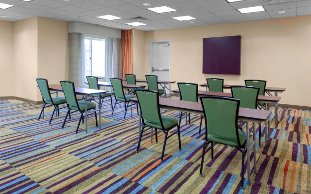 Fairfield Inn & Suites Seymour