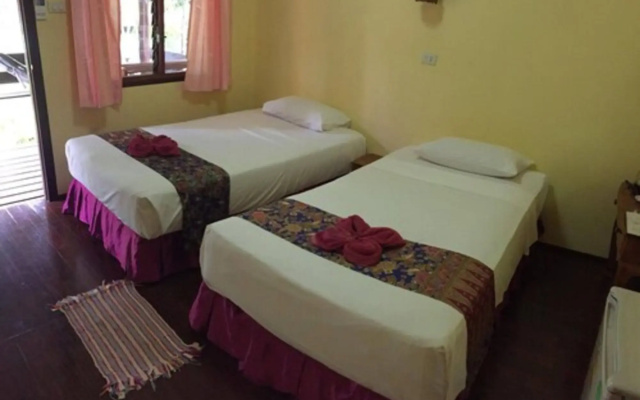 Lanta Pearl Beach Resort