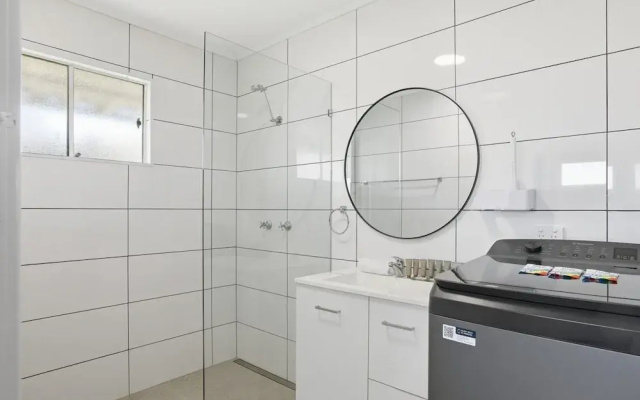 3-bed Coastal Retreat in Central Margate