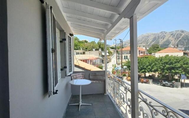 Loulia Home