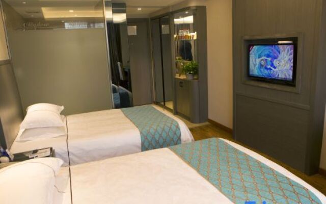 Radow Hotel (Cangnan Longxiang)