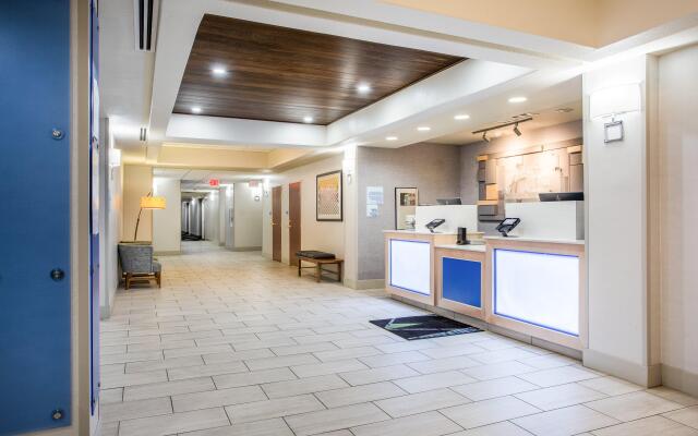 Holiday Inn Express Hotel & Suites Lewisburg by IHG