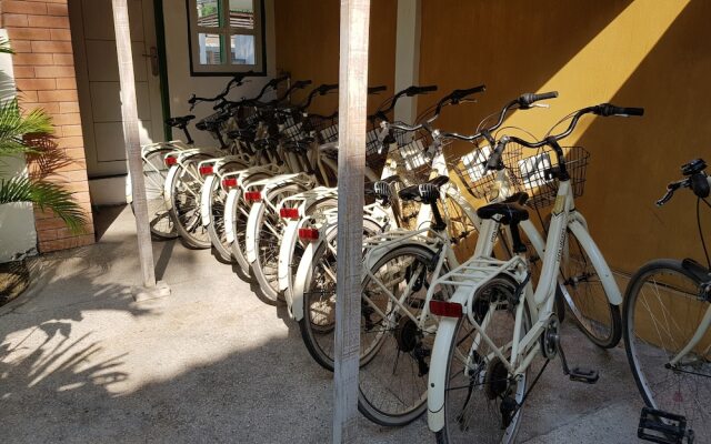 White Coconut Cottage