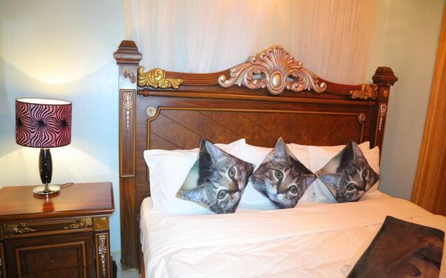 Serene Suites Hotel