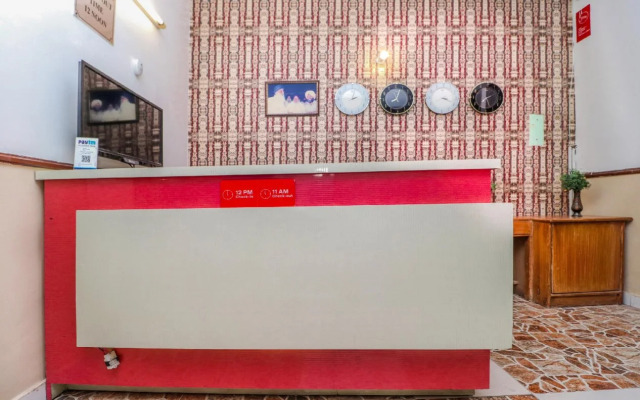 Preet Lodge Mohali by OYO Rooms