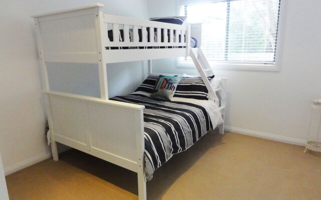 Bliss - Close To Town