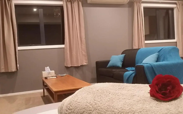 Modern Private Apartment