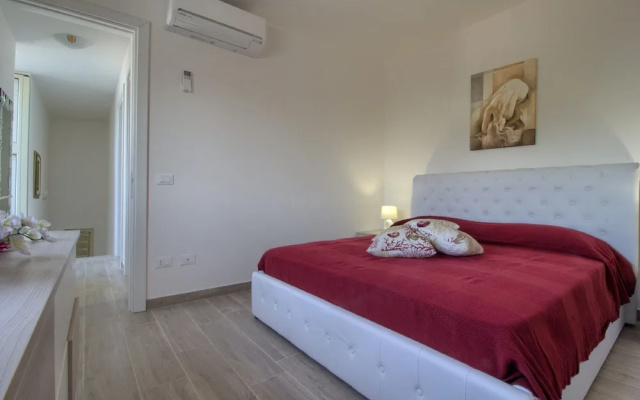 Blanca Deluxe House