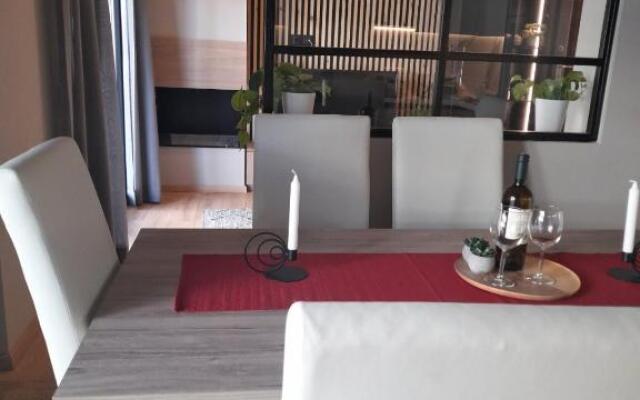 Relaxing Luxury Suite