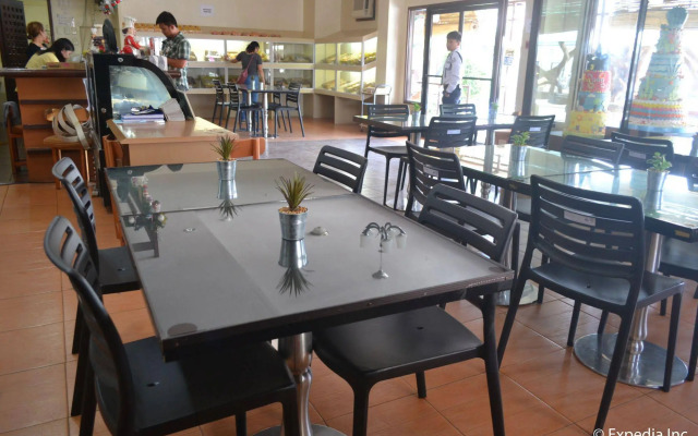 Phela Grande Residences