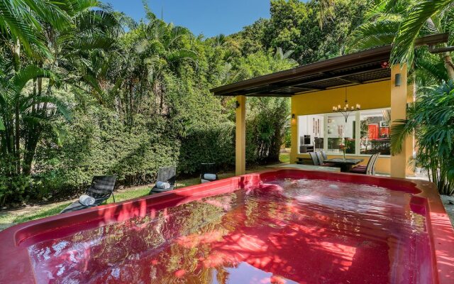 Red Sunset Private Pool Villa - Hotel Managed