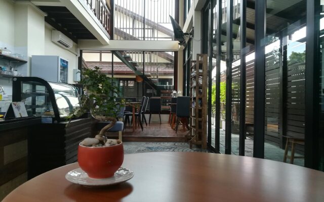 Aiims Tales Canal Boutique House