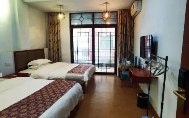 Xunmi Danxia Inn (Danxia Mountain Scenic Area Store)
