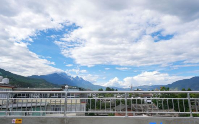 Youhe Juzhuju (Lijiang Shuhe Ancient Town Branch)