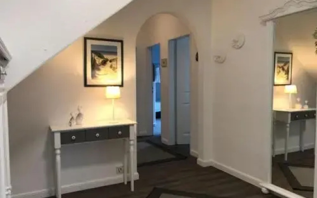 Mariannes Hues Wohnung 1