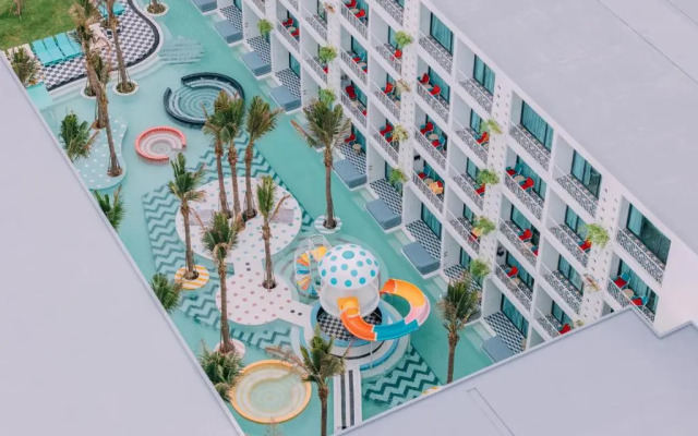 Sugar Marina POP, Kata Beach