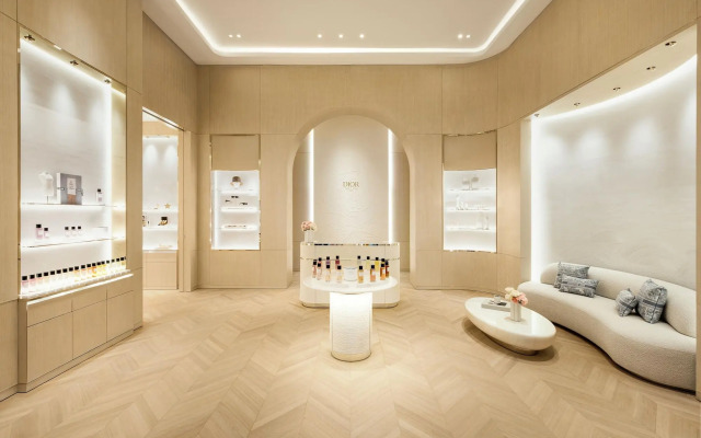 The Lana - Dorchester Collection