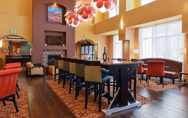 Hampton Inn & Suites Albuquerque-Coors Road