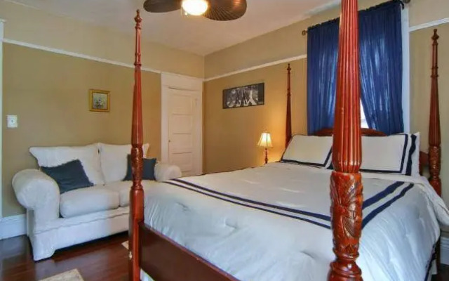 The Londoner Bed & Breakfast