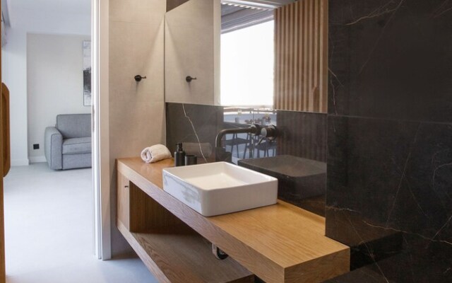 Acropolis Golden Suites by GHH