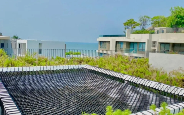 Veranda Seaview 2 BR Beach front residence HuaHin