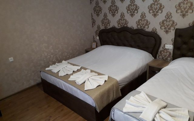 Отель «Лотос»
