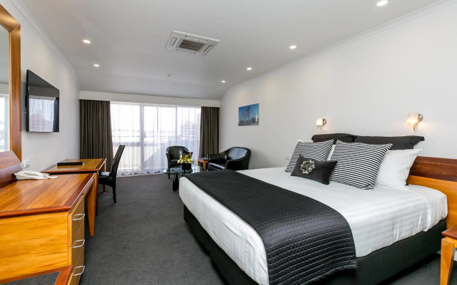 Plymouth International