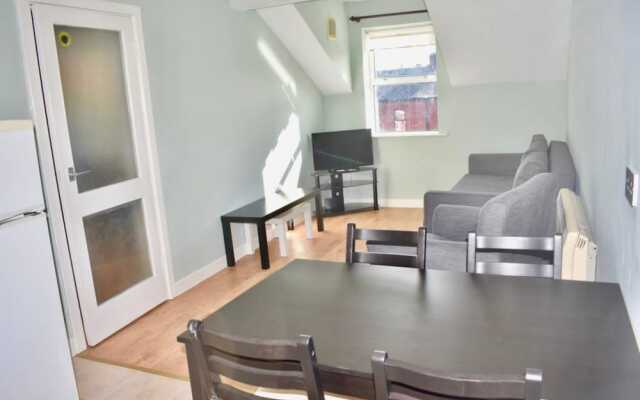 1 Bedroom Home in Dublin with Parking