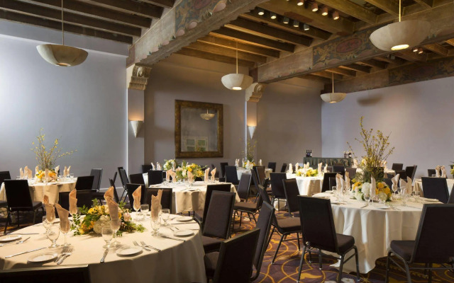 Hotel De Anza